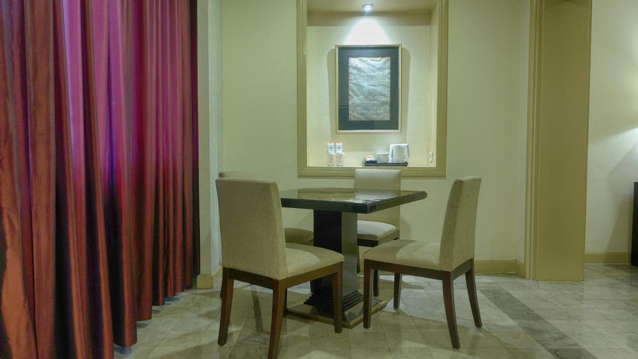 Grand Hotel Preanger Bandung Esterno foto