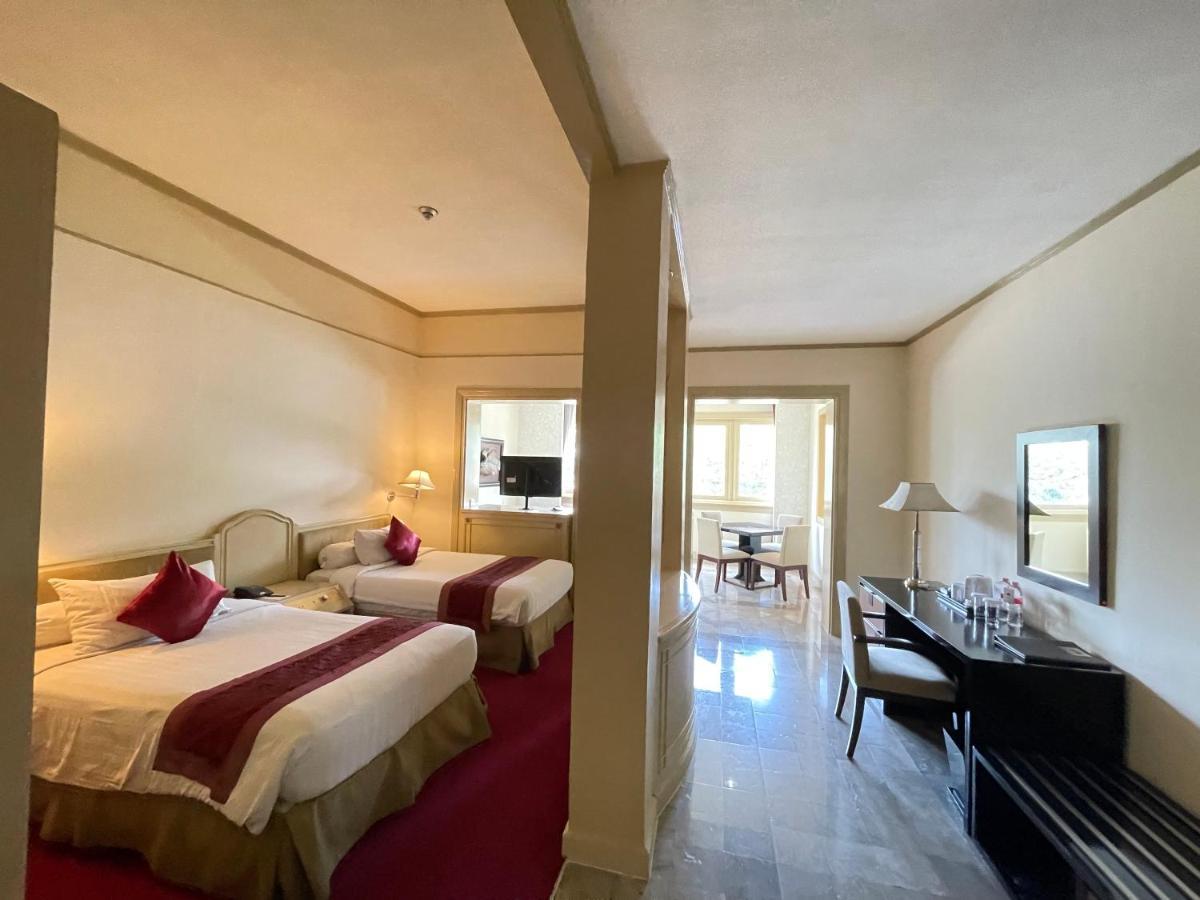 Grand Hotel Preanger Bandung Esterno foto