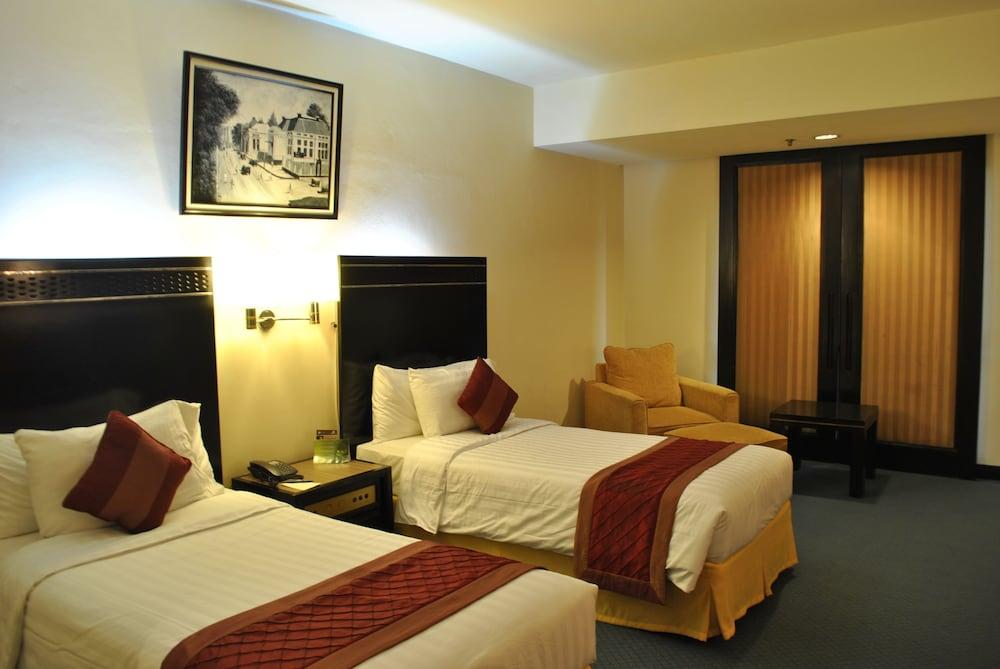 Grand Hotel Preanger Bandung Esterno foto